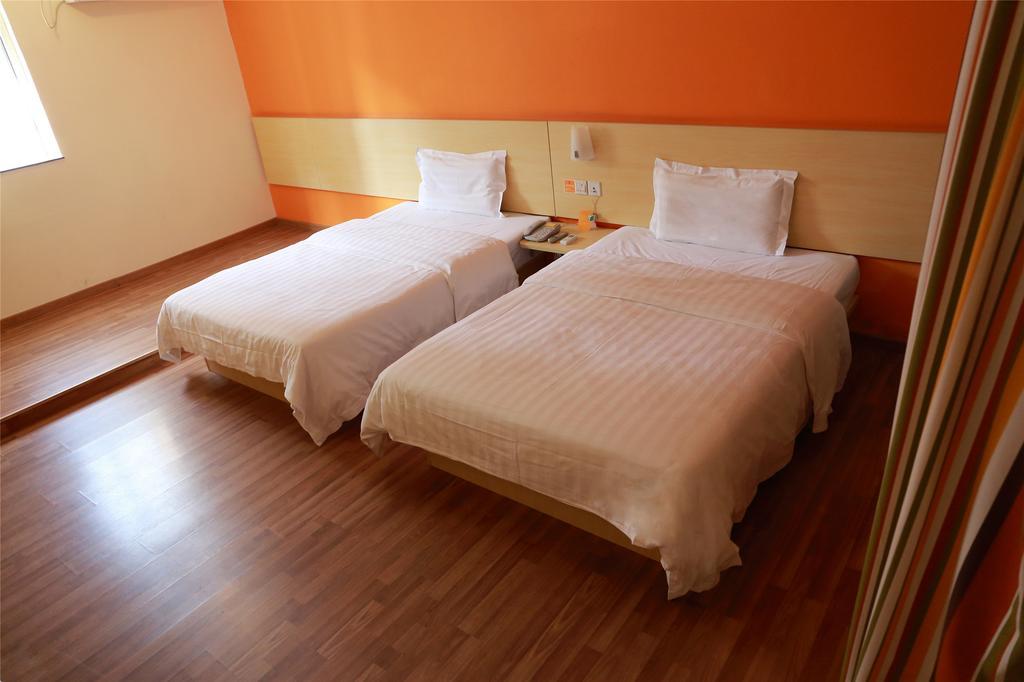 7Days Inn Premium Guangzhou Tianhe West Tiyu Road Subway Station Cameră foto